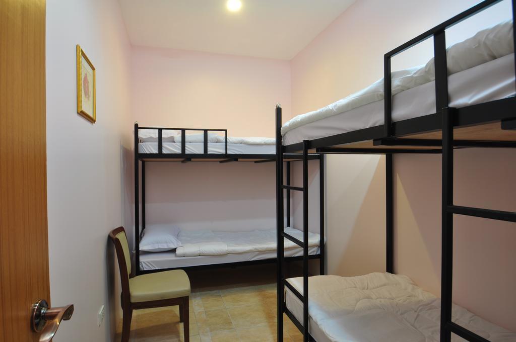 בנגקוק Orchid Hostel מראה חיצוני תמונה
