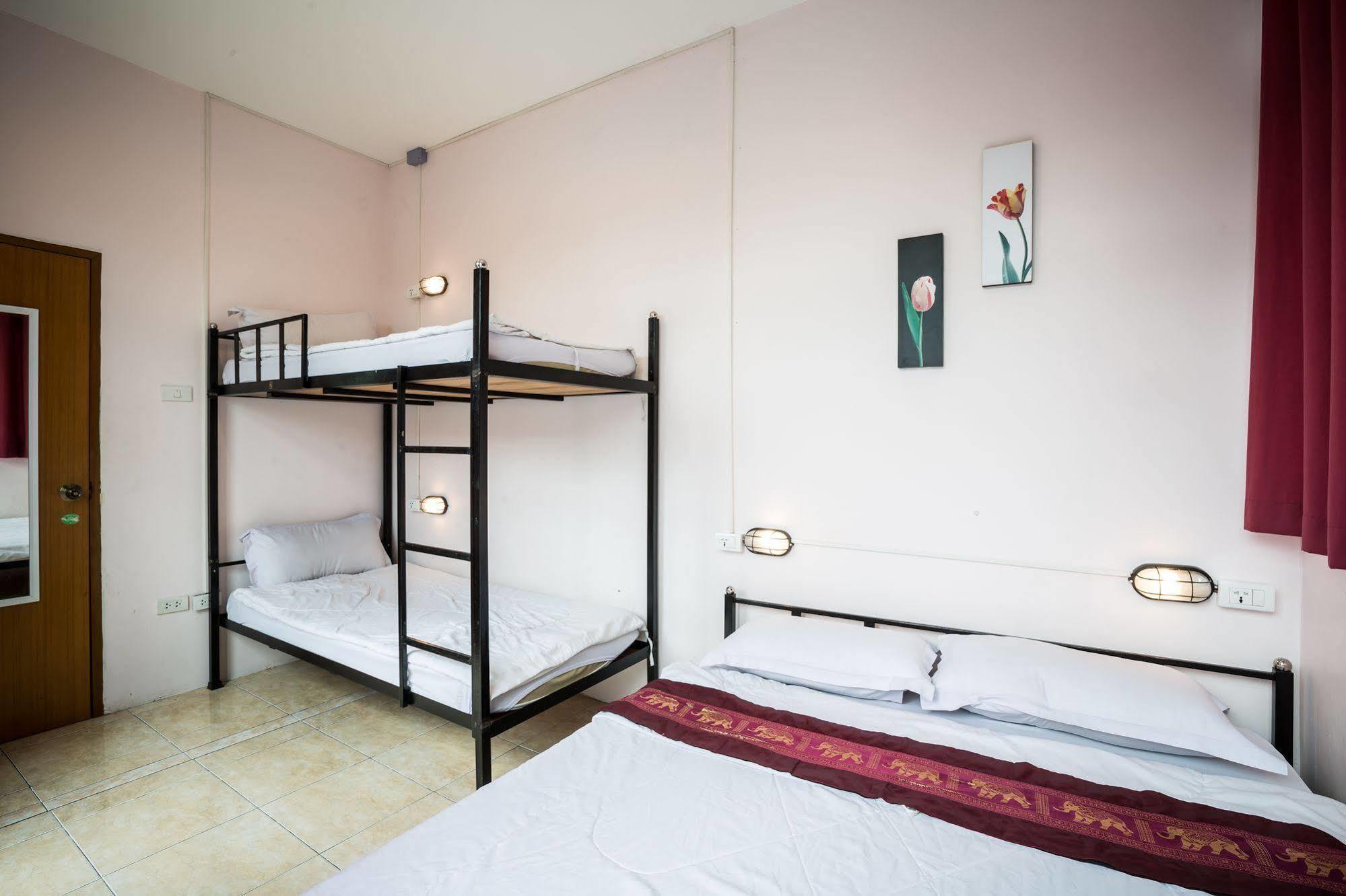 בנגקוק Orchid Hostel מראה חיצוני תמונה